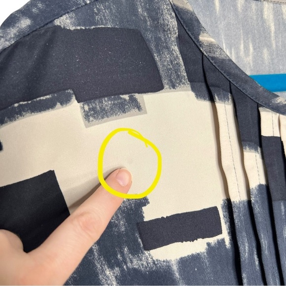 Focus 2000 Flutter Flare Sleeve Elastic Waist Abstract Print Blouse - Picture 8 of 10